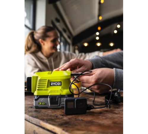 Інвертор напруги акумуляторний Ryobi ONE+ RY18BI150A-0 18В 150/300Вт розетка 1х220В рознім 2хUSB 0.3кг без АКБ та ЗП (5133004895)