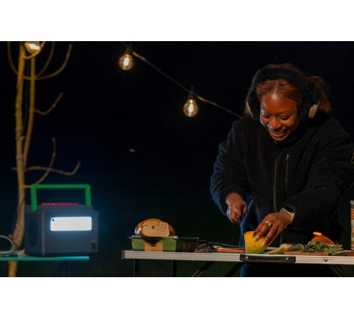 Портативна електростанція Schneider Electric OffGrid Portable Power Station 730, 700 Вт, 738 Вт/год, Wireless Charge (PPS730-GR)