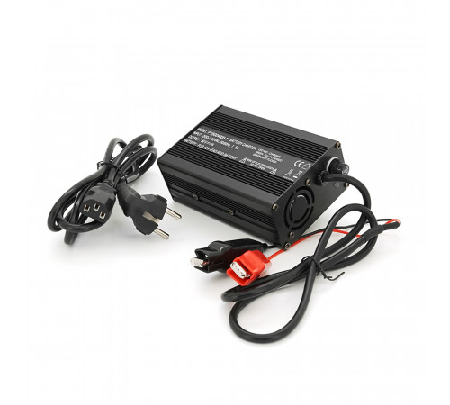 Зарядное устройство для аккумуляторов AGM 60V, 4A, + крокодилы, 135x90x50mm