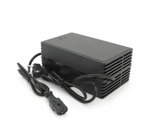 Зарядний пристрій для акумуляторів LiFePo4 48V(58,4V),16S,8A,500W, індикація, 220х122х86mm, 1.5kg Зарядний пристрій для акумуляторів LiFePo4 48V(58,4V),16S,8A,500W, індикація, 220х122х86mm, 1.5kg