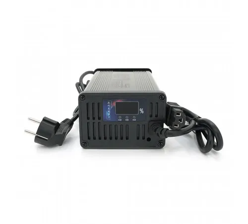 Зарядний пристрій для акумуляторів LiFePO4 72V, 12A, 185x88x60mm Зарядний пристрій для акумуляторів LiFePO4 72V, 12A, 185x88x60mm